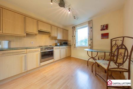 2 bedroom flat to rent - Photo 5