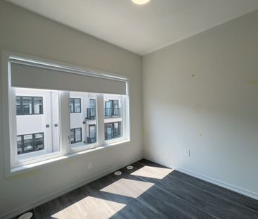 For Lease - 194 MATAWIN Lane, Richmond Hill, Ontario - Photo 4