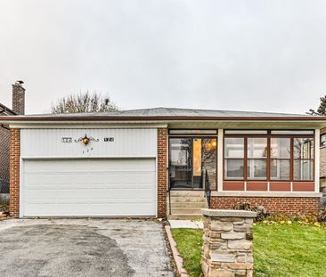 For Lease - 124 Briarscross Boulevard, Toronto, Ontario - Photo 1