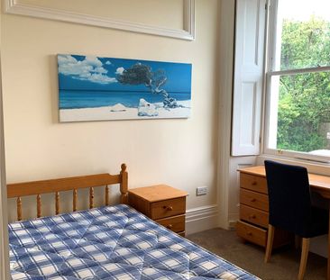 Student Properties to Let - Photo 2