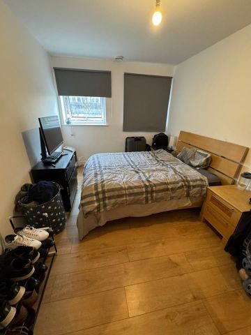 Room in a Shared Flat, Central House, E15 - Photo 4
