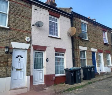 2 bedroom terraced house to rent - Photo 1