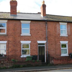 2 bedroom terraced house to rent - Photo 2