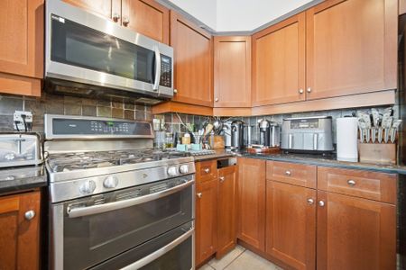 For Lease - 2233 Littondale Lane, Oakville, Ontario - Photo 4