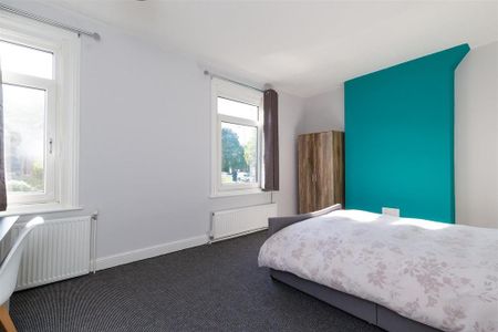 1 bedroom in a house share to rent - Photo 5