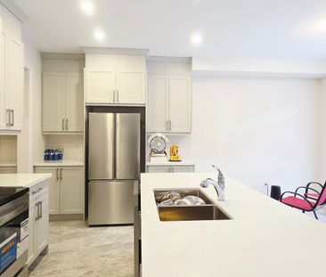 For Lease - 26 Aveena Road, Brampton, Ontario - Photo 5