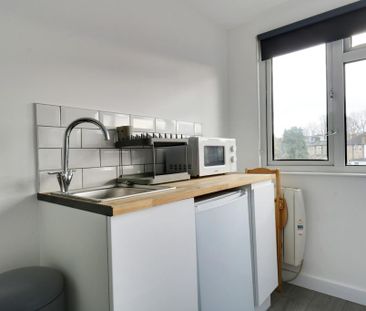 Studio to rent - Photo 6