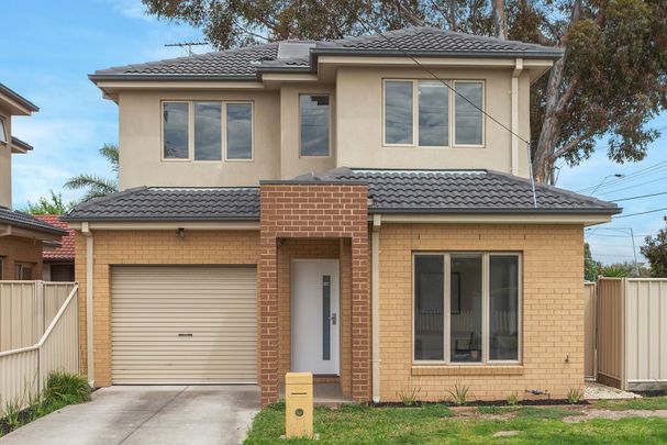 118 Milleara Road, Keilor East VIC 3033 - Photo 1
