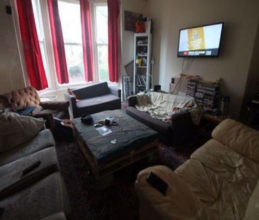 1 bedroom in a house share to rent - Photo 5