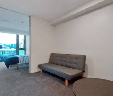 Tidy one bedroom cbd apartment. - Photo 3