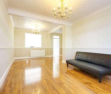 Larmans Road, Enfield, EN3 - Photo 2