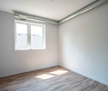 For Lease - 187 Jane Street Unit# 3, Toronto, Ontario - Photo 4