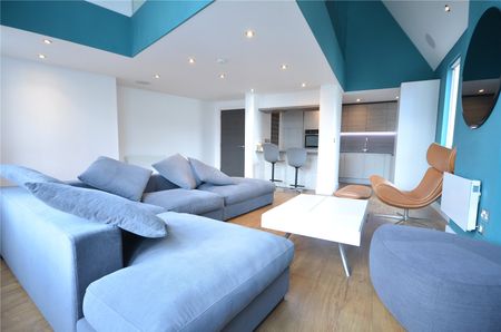 Alumni Court, 1 Cotton Street, Manchester City Centre, M4 5BR - Photo 3