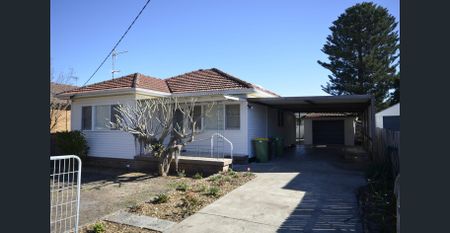 CUTE & COSY COTTAGE - Photo 4