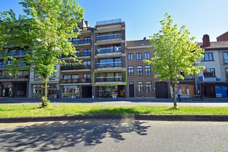 Gerenoveerd appartement te huur in het centrum van Eeklo! - Photo 3