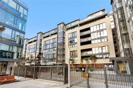 132 Harbour View Crofton Road Dun Laoghaire Co Dublin - Photo 4