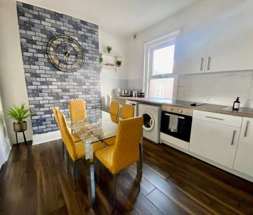 2 bedroom apartment to rent - Photo 4