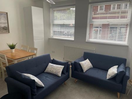 2 bedroom apartment to rent - Photo 3