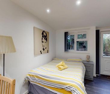 Studio to rent - Photo 5