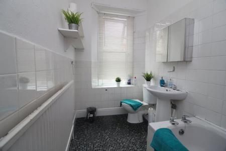 Harcourt Road, S10 - Photo 3