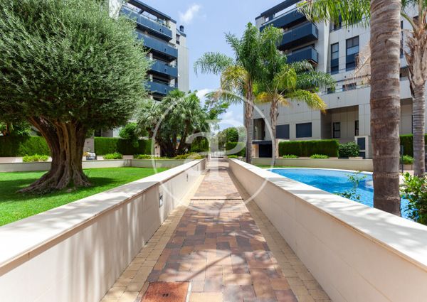 Flat for rent with swimming pool in Ciutat Jardí (Valencia)