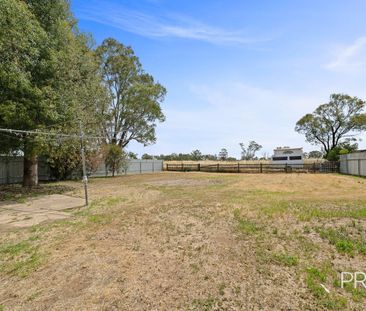 70 East Street, North Wagga Wagga - Photo 2
