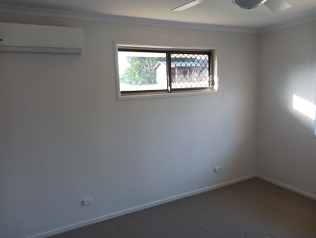 11 Pitchie Street, Strathpine, QLD 4500 - Photo 2