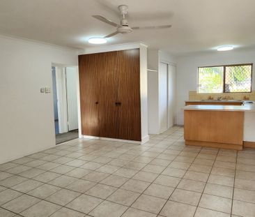 8/15 Earl Street, Westcourt QLD 4870 - Apartment For Rent | Domain - Photo 1