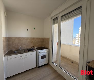 Location Appartement 1 pièce 28m² RENNES 35000 - Photo 2