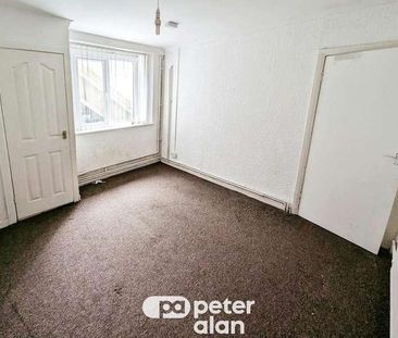 Clytha Square, NP20 - Photo 6