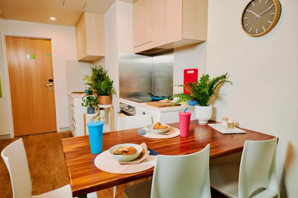 6 Bedroom Apartment-Double Bed - Photo 1