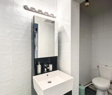 Location Appartement 1 pièce 13m² LA NEUVILLETTE 51100 - Photo 4