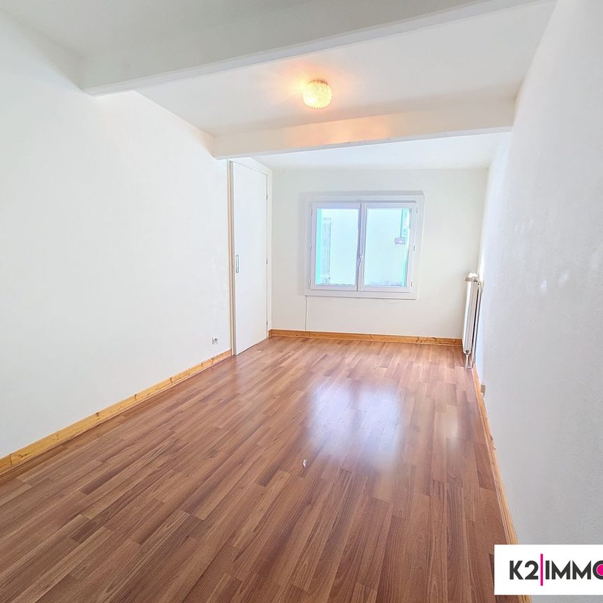 Appartement à louer, 2 pièces - Privas 07000 - Photo 1