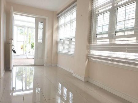 For Lease - 42 Sorrell Crescent, Markham, Ontario - Photo 4