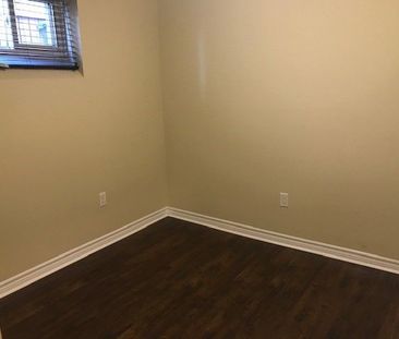 For Lease - 233 Shawnee Circle, Toronto, Ontario - Photo 6