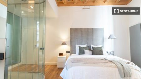 barcelona, Catalonia 08002 - Foto 5