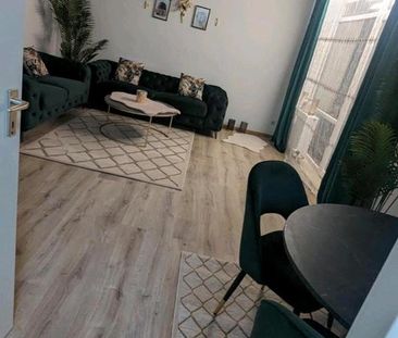 2 Zimmer Wohnung Ludwigsburg! Mit Balkon und Küche - Photo 1