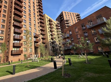1 Bed Flat, Emerald House, W3 - Photo 4