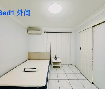 4 bed 2 bath-022 - Photo 3