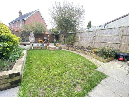 Morris Drive, Billingshurst, RH14 - Photo 5