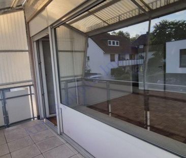 Modernisiert, zentral, ruhig, kl. Garage, 3- bis 4-Zimmer mit Balko... - Photo 1