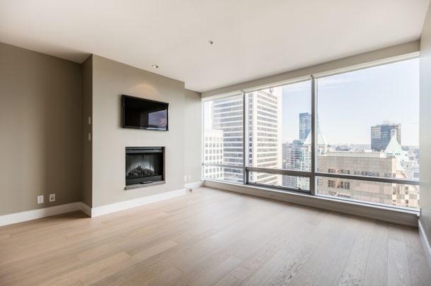 Condo in Downtown Vancouver, BC - Photo 1