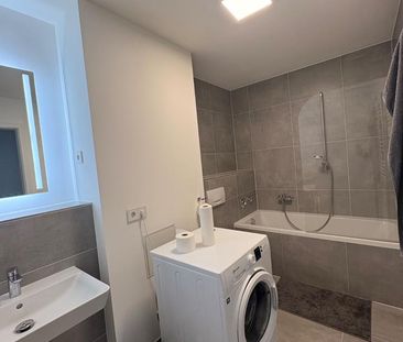 2024 saniert. 2-Zimmer, Loggia, 54 qm Einbauküche, Garage - Foto 1