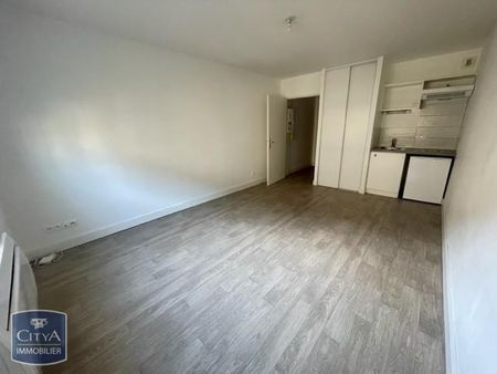 Location Appartement 1 pièce 23m² TOURS 37000 - Photo 2