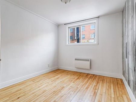 3745 Rue Masson - Photo 2