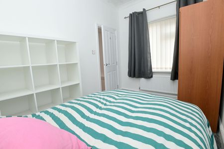 Carlisle Street, Splott - Photo 4
