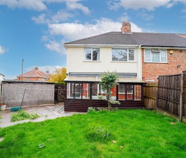 3 bedroom end of terrace house to rent - Photo 3