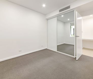 Immaculate garden apartment in great location - Photo 3