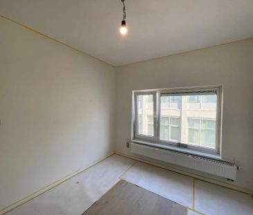 Gerenoveerde halfopen bebouwing met 3 slaapkamers en garage in cent... - Photo 5