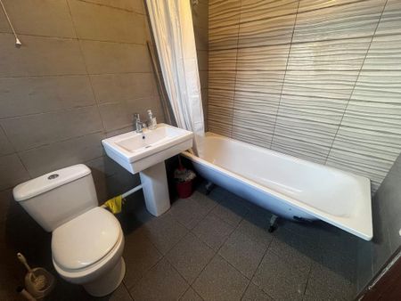 3 bedroom house to rent - Photo 2